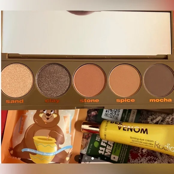 Beauty for Certain- Soft to Sculpted Contour - Picture 3 of 3